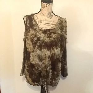 🎉HP 12/3🎉Cold Shoulder Tye Dye Top, NWOT